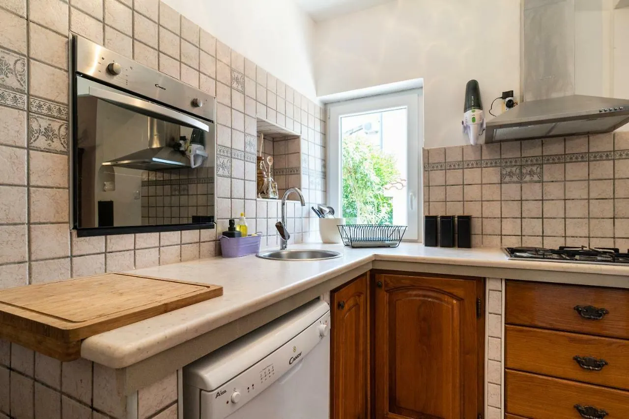 Big Apartment Near The Sea In Rovinj