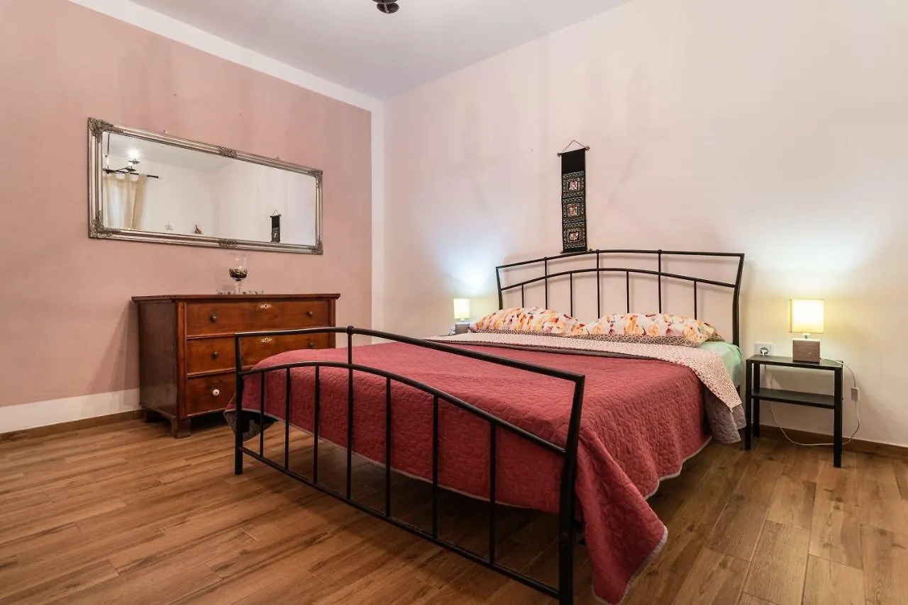 Big Apartment Near The Sea In Rovinj